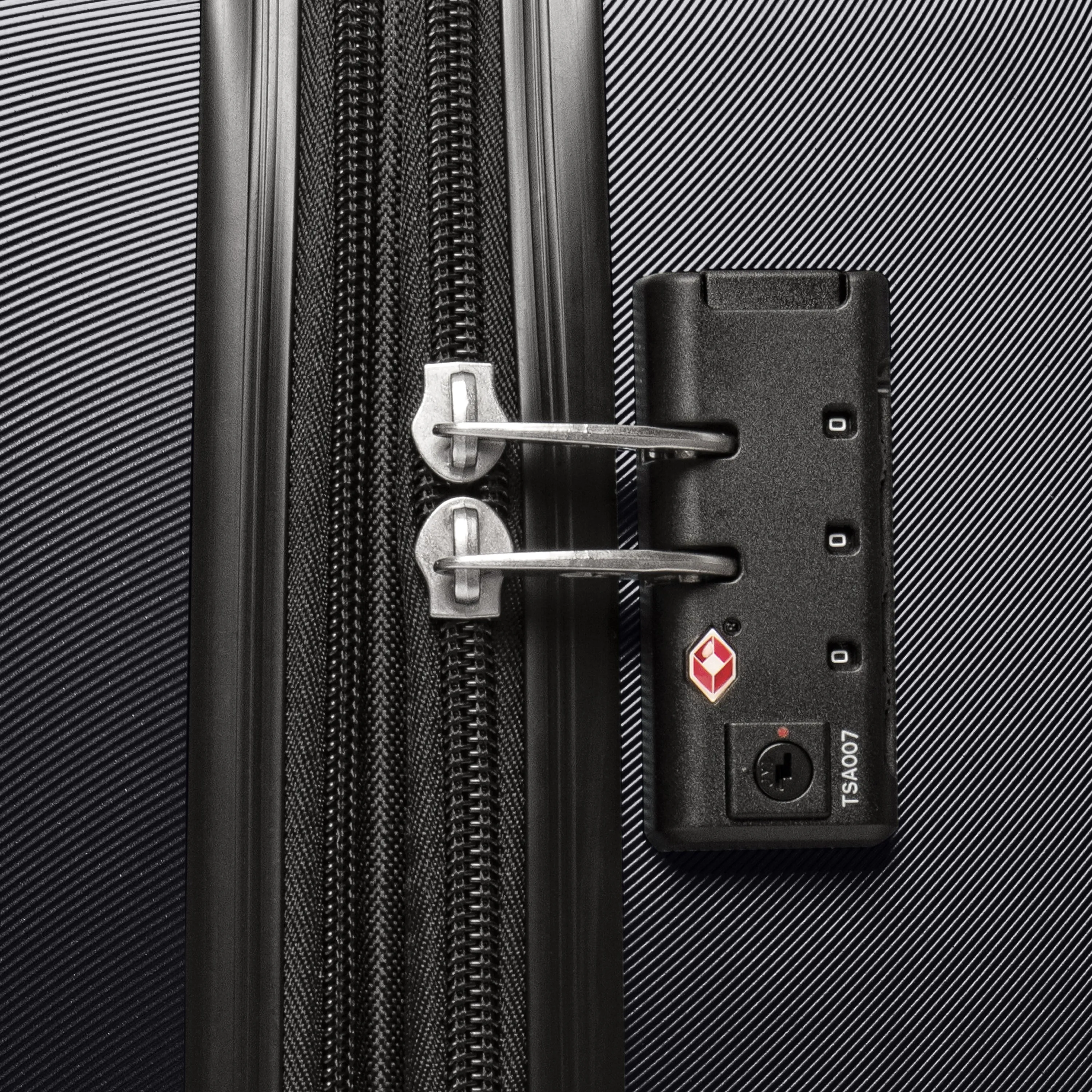 American Tourister Crave Collection Medium Expandable Spinner Luggage