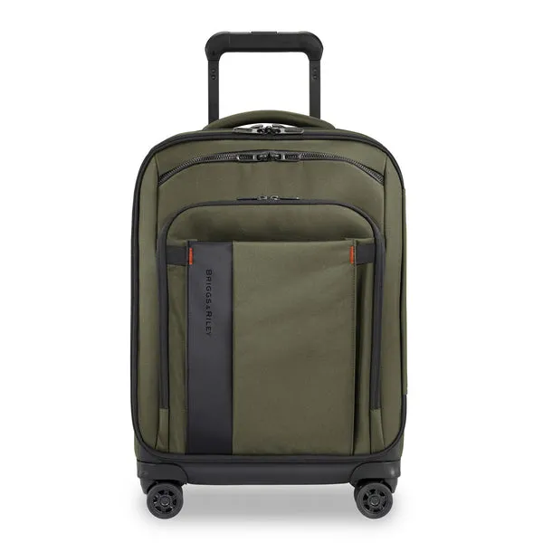 International 21" Carry On Expandable Spinner - ZXU121SPX