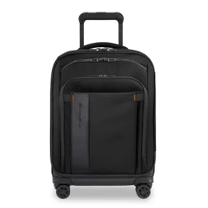 International 21" Carry On Expandable Spinner - ZXU121SPX