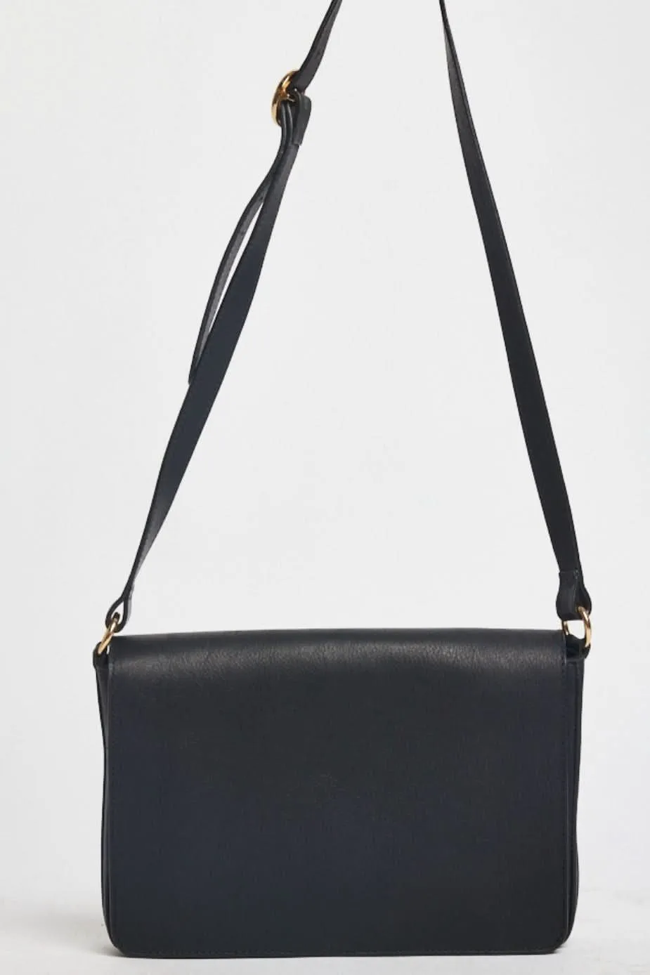 Lair Slim Crossbody